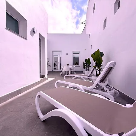 Tropicalidays La Punta House * Лос-Реалехос
